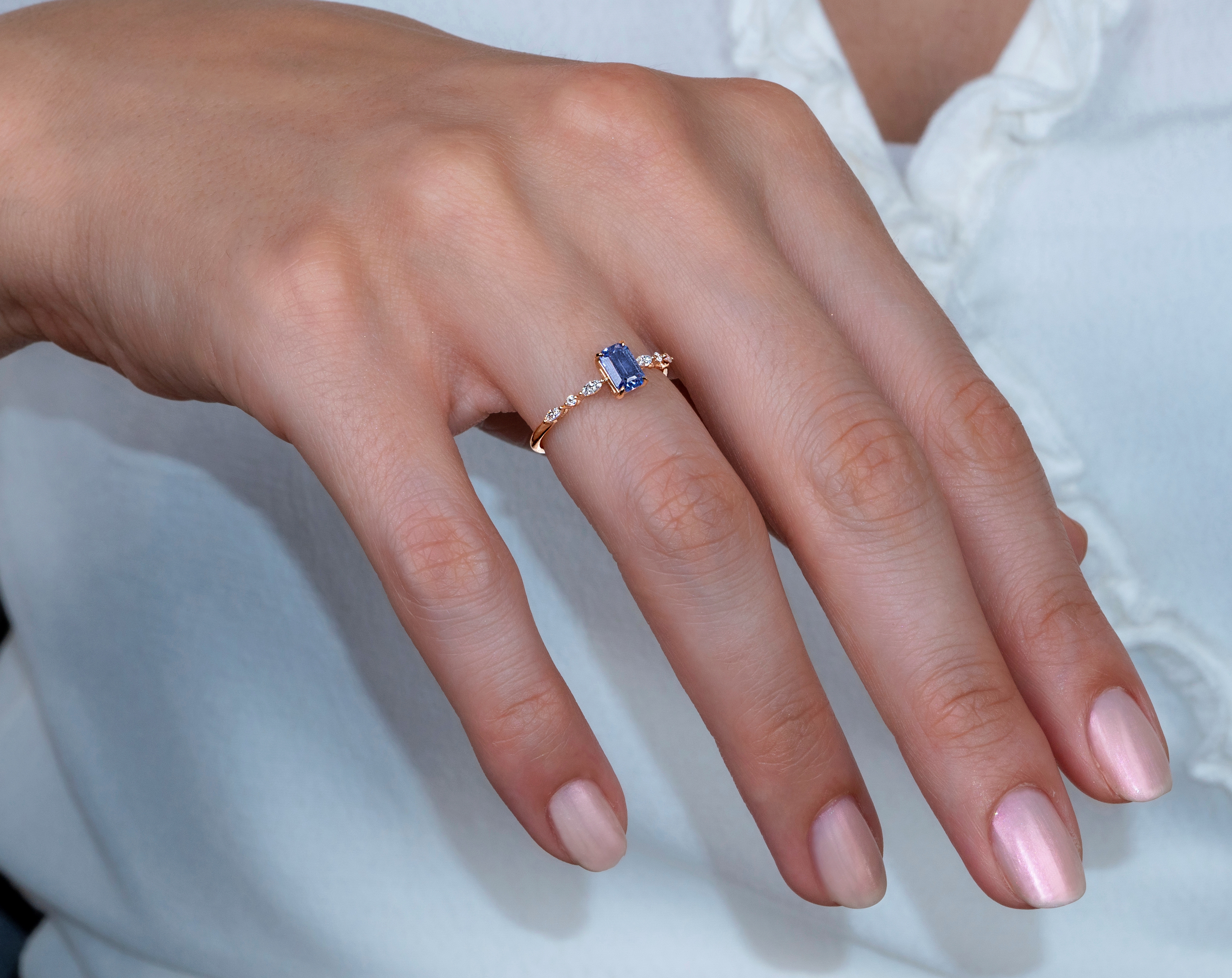 Safir ve Markiz Pırlanta Tektaş Yüzük