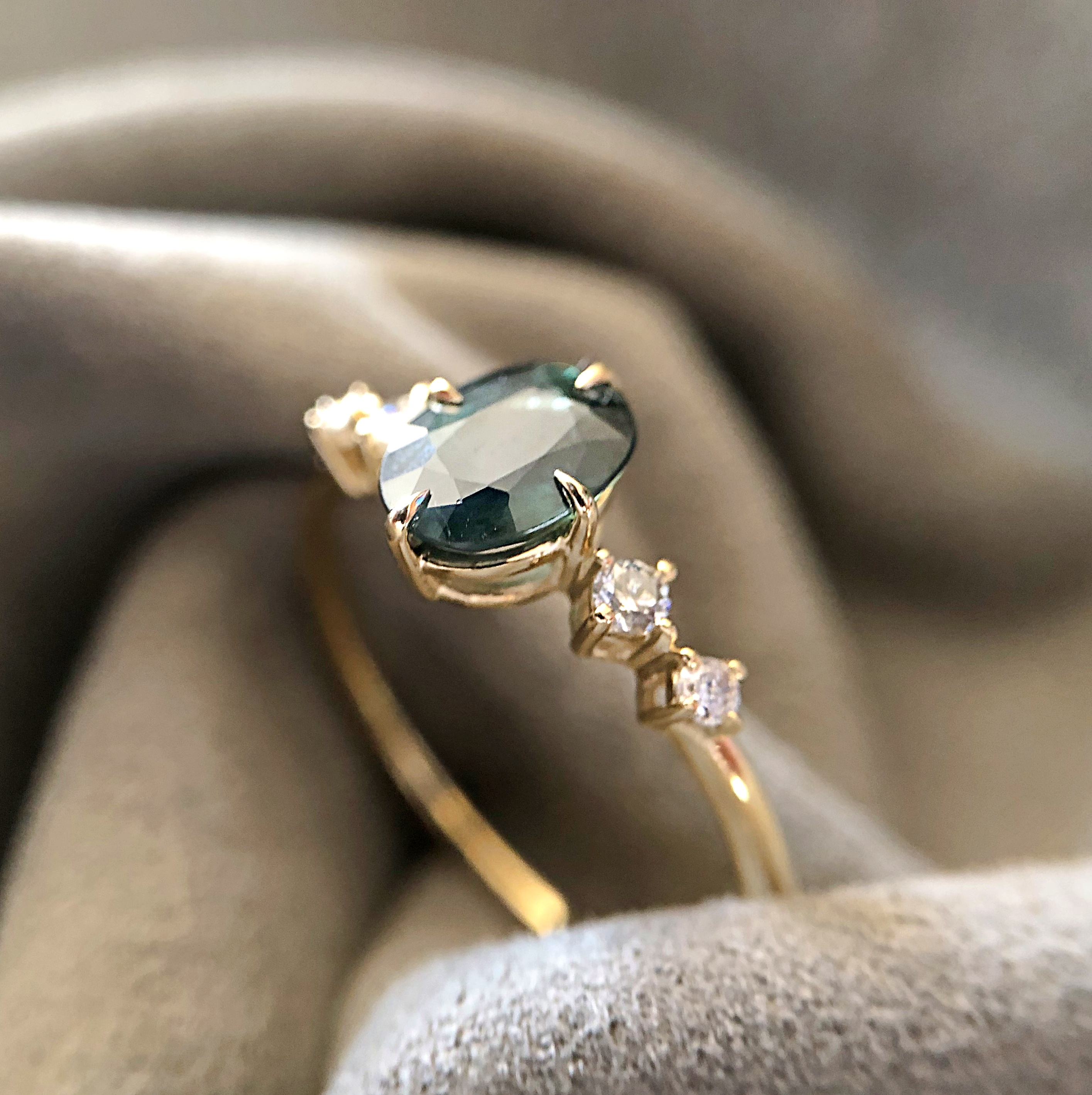 Vintage Tasarım Yeşil Safir & Pırlanta Yüzük