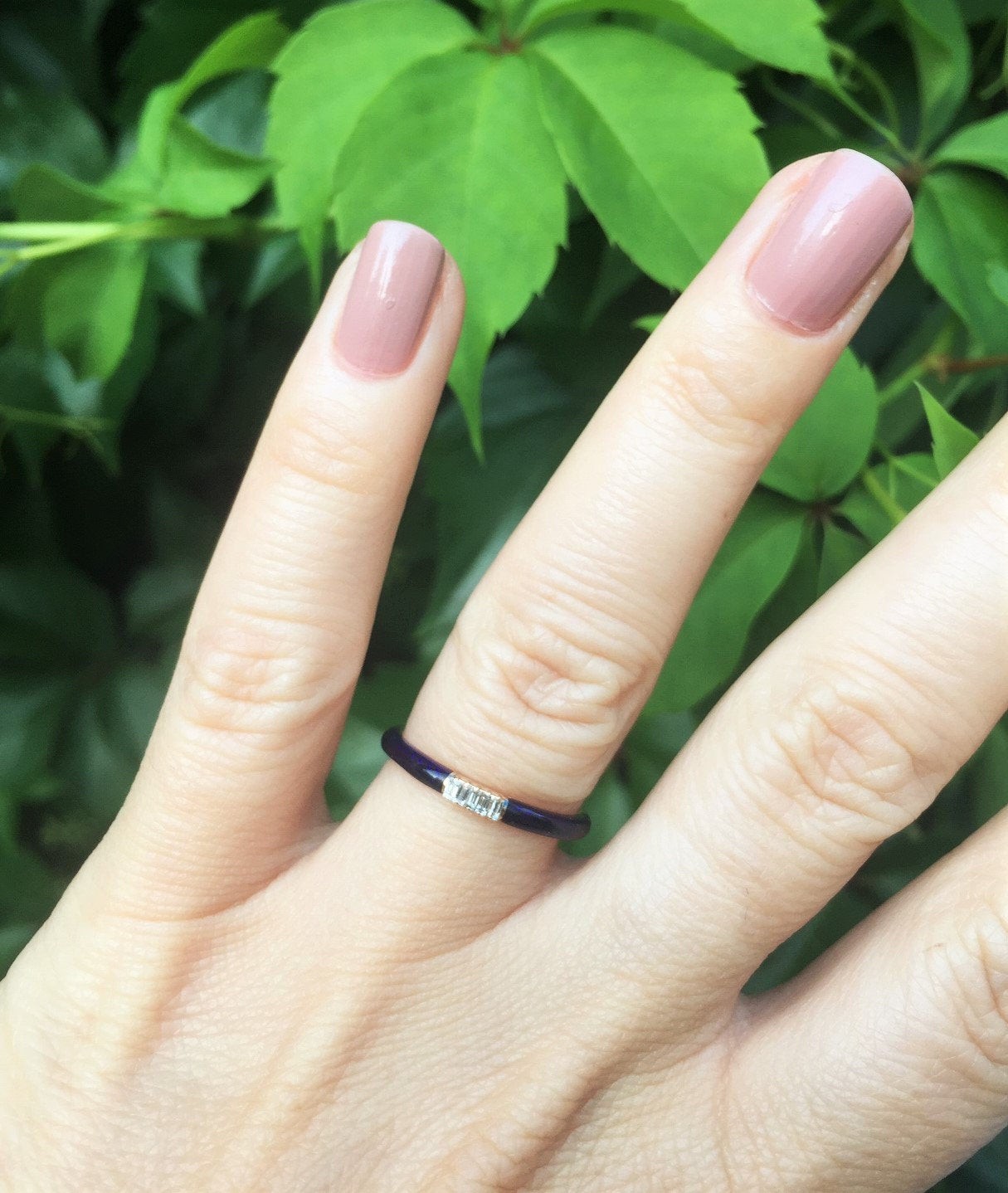 Baget Pırlantalı Mineli Yüzük